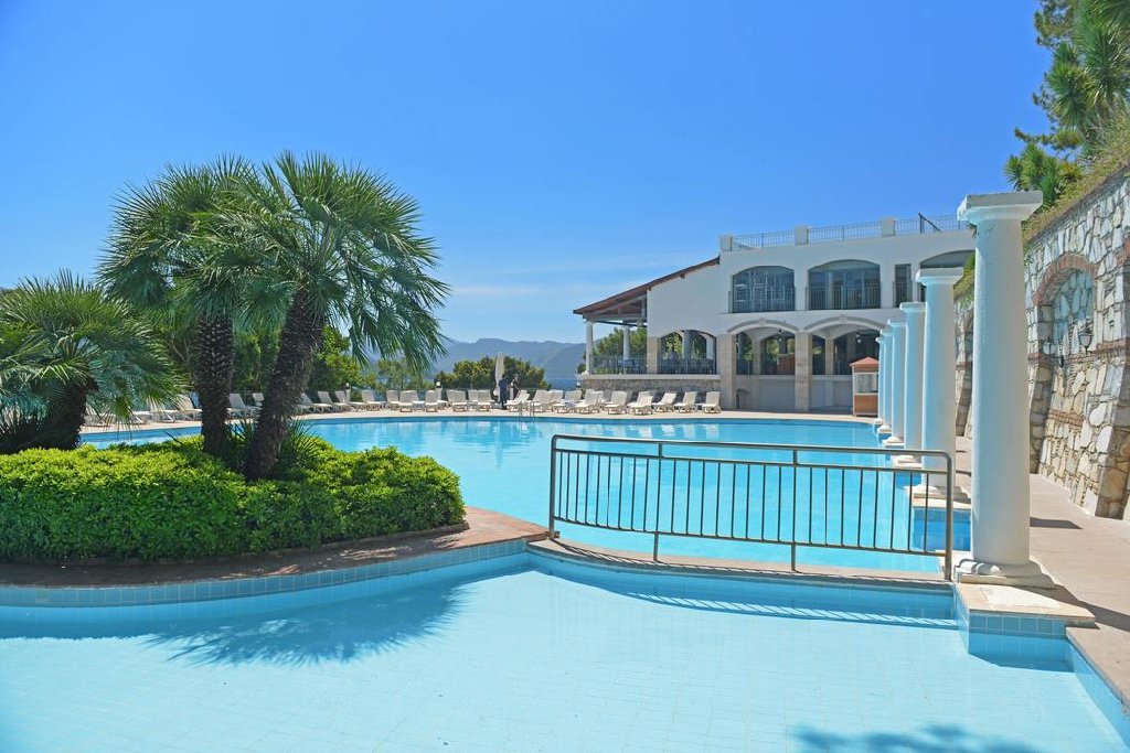 Monte Beach Resort