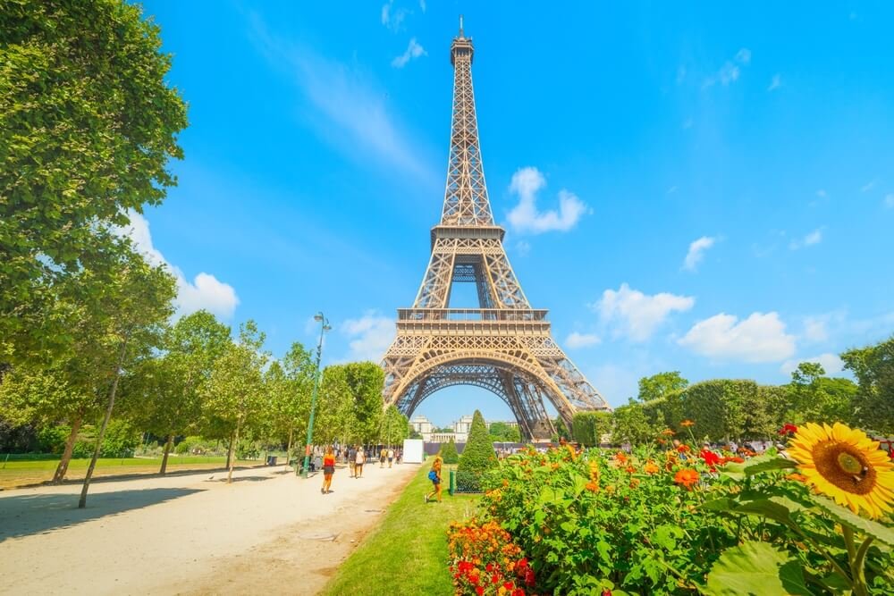 CITY BREAK PARIS - VALEA LOIREI GRUP AVION 5 ZILE