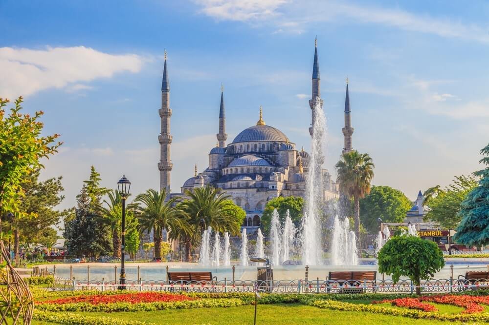 CIRCUIT ISTANBUL VACANTA DE 8 MARTIE 5 ZILE AUTOCAR